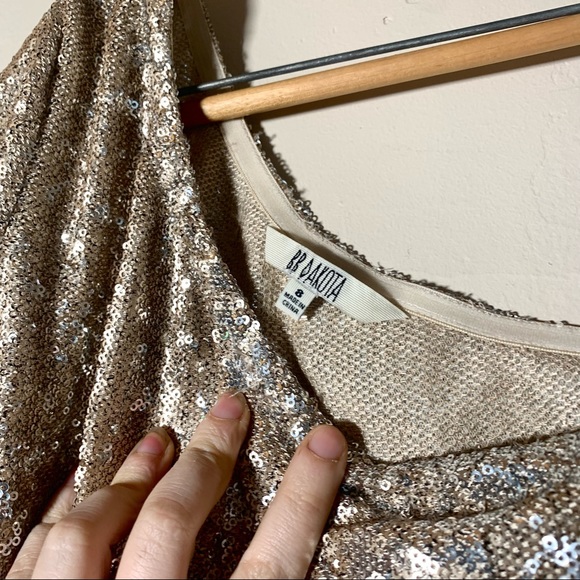 BB Dakota sequin body con one shoulder gold party dress New Year’s Eve NWT sz 8 - Picture 5 of 6